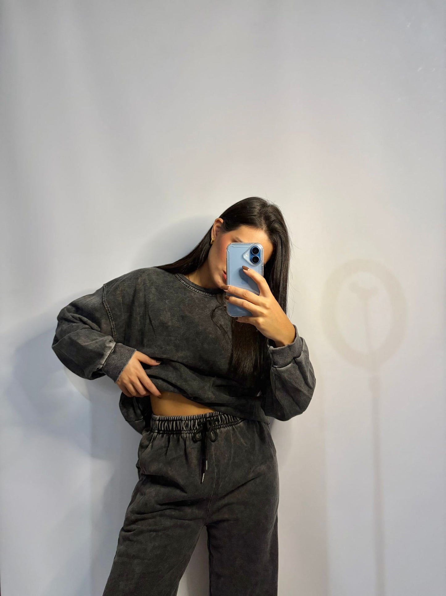CHANDAL GRIS DESGASTADO