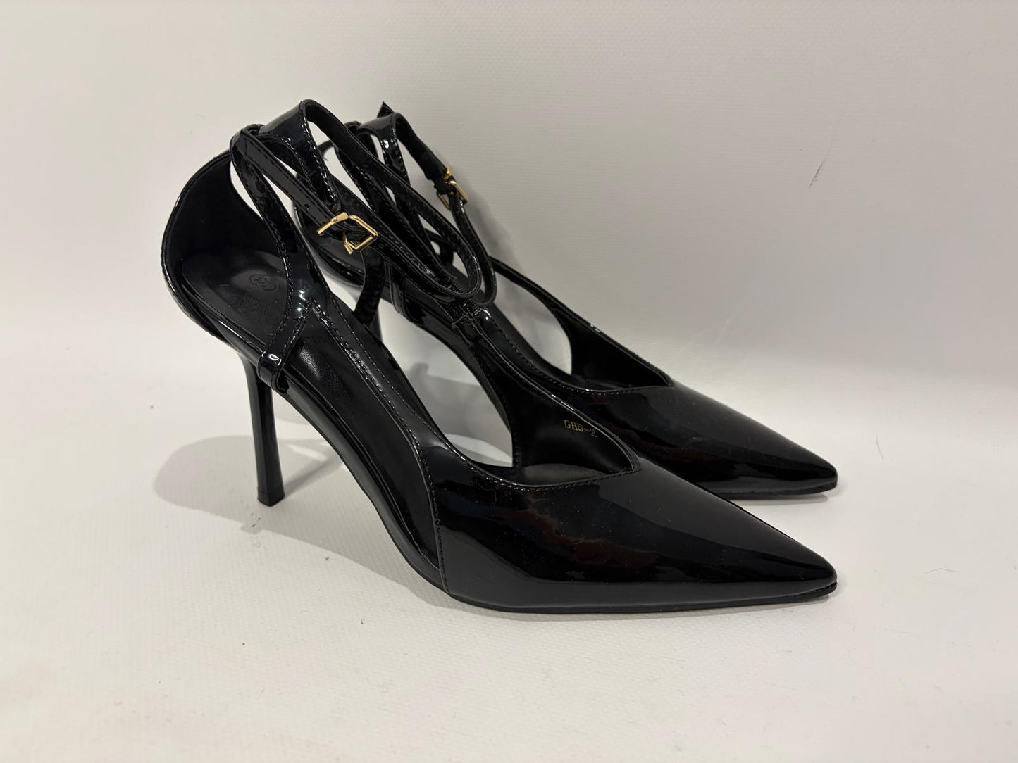 ZAPATO TACÓN DESTALONADO