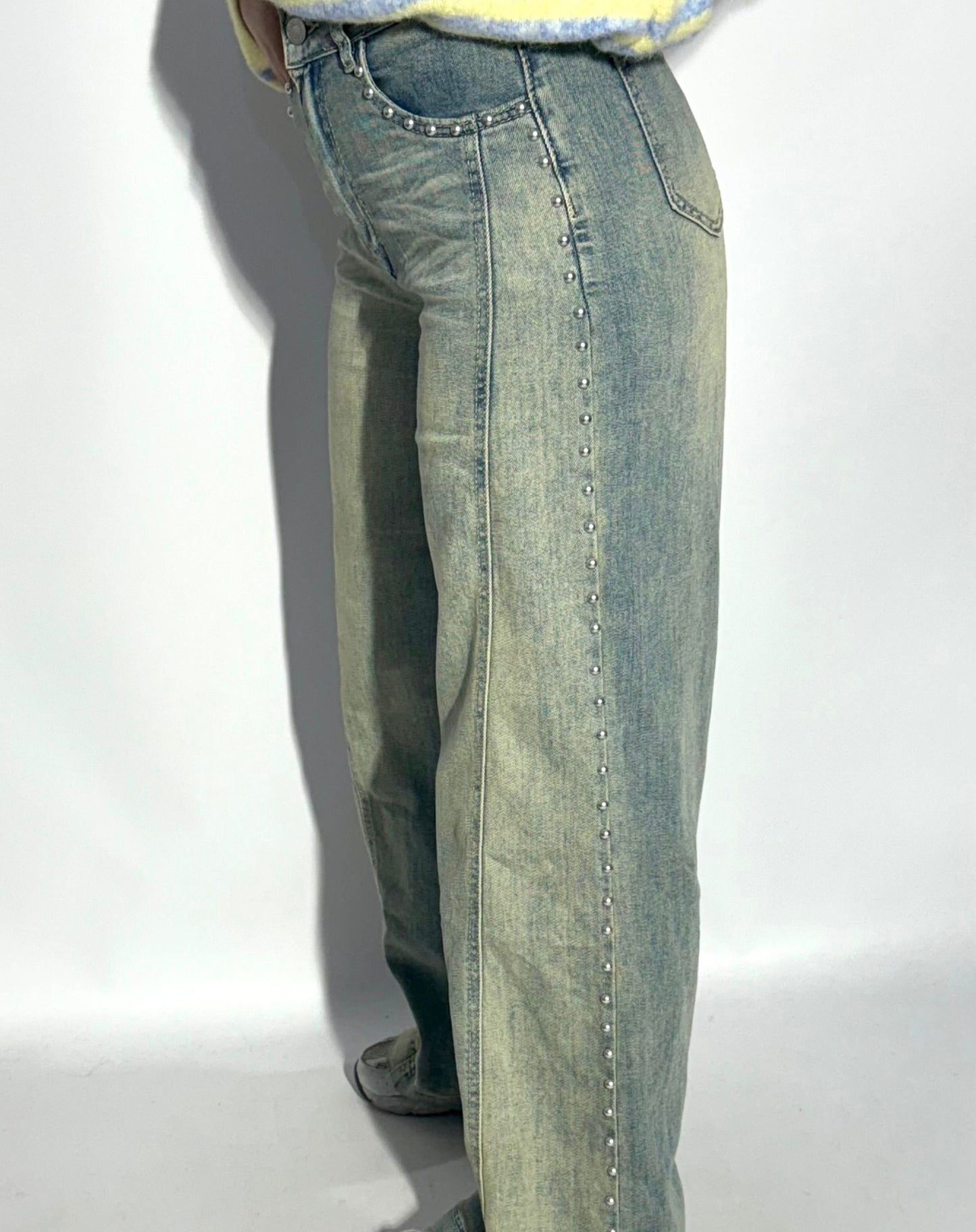 PANTALÓN WIDE LEW TACHUELAS