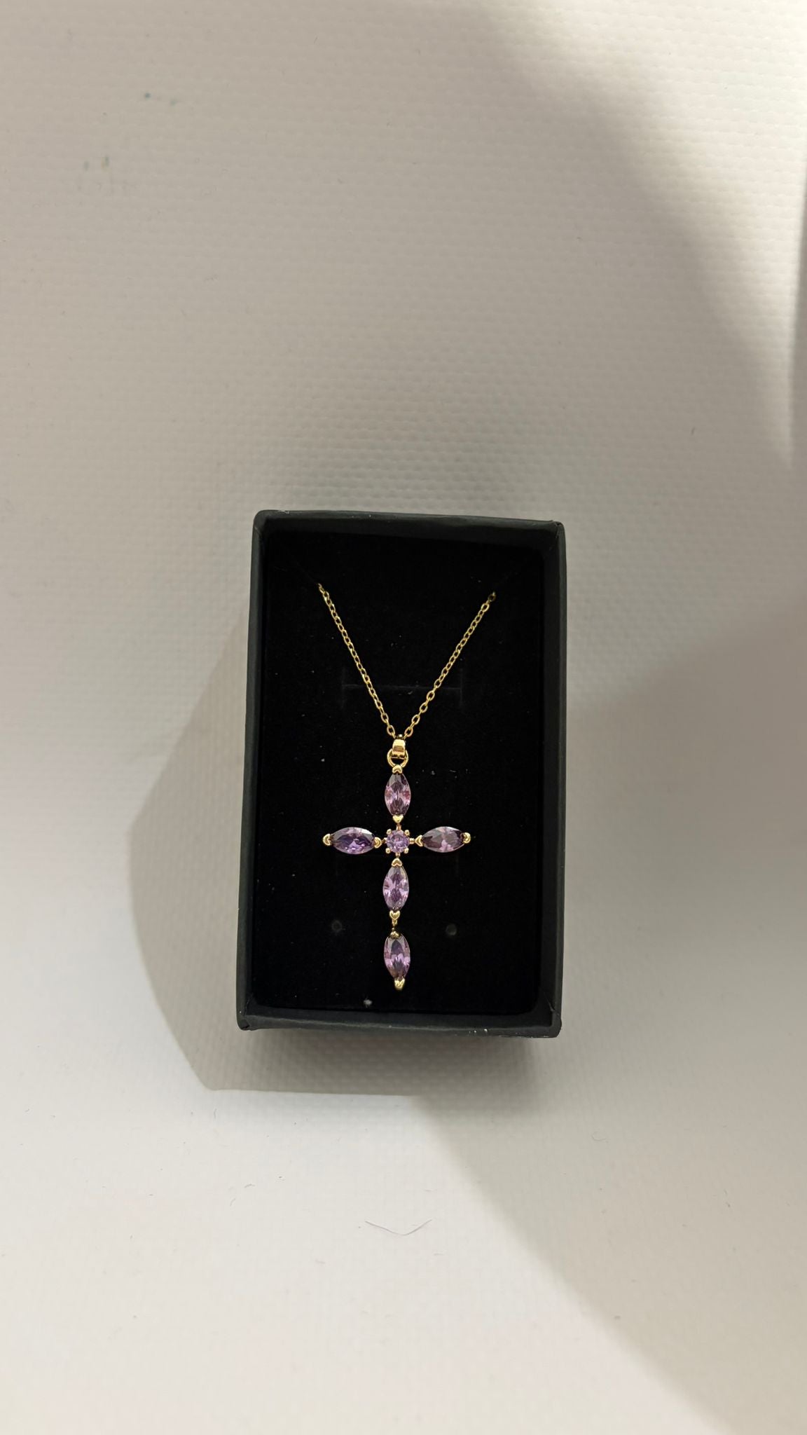 CADENA CRUZ MALVA
