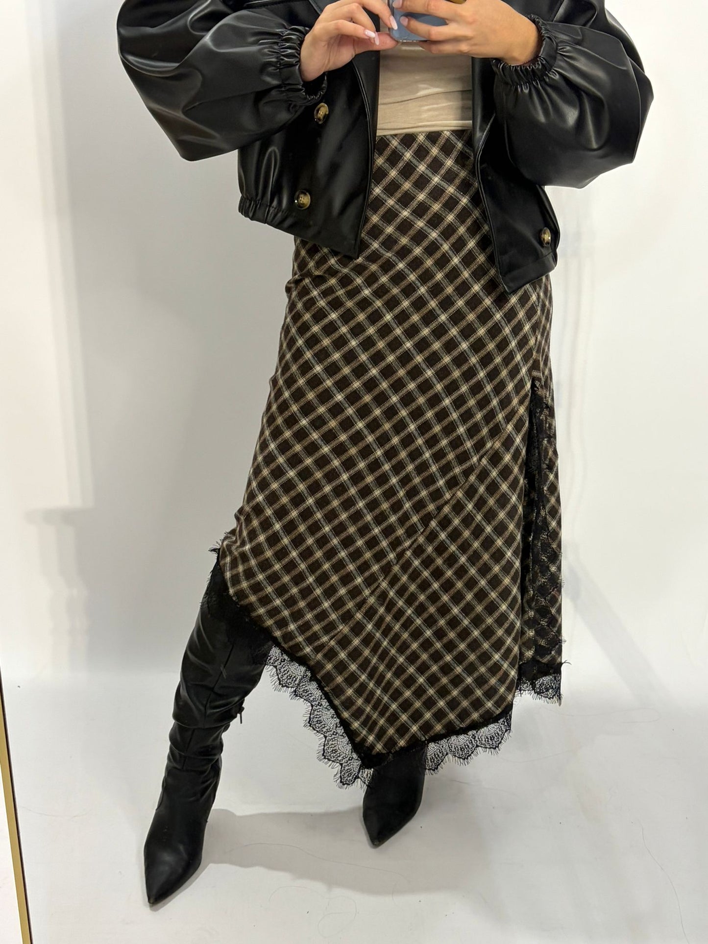 FALDA ASIMÉTRICA
