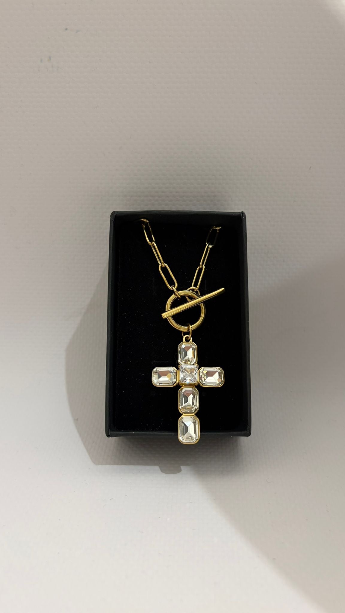 COLLAR CRUZ CADENA