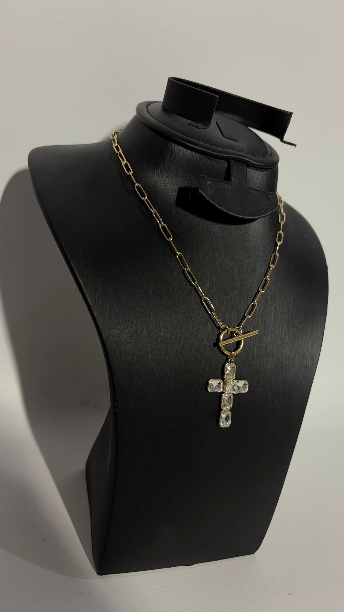 COLLAR CRUZ CADENA
